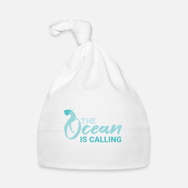 The Ocean Is Calling Surfer Taucher Geschenkidee Baby Bio-Mütze