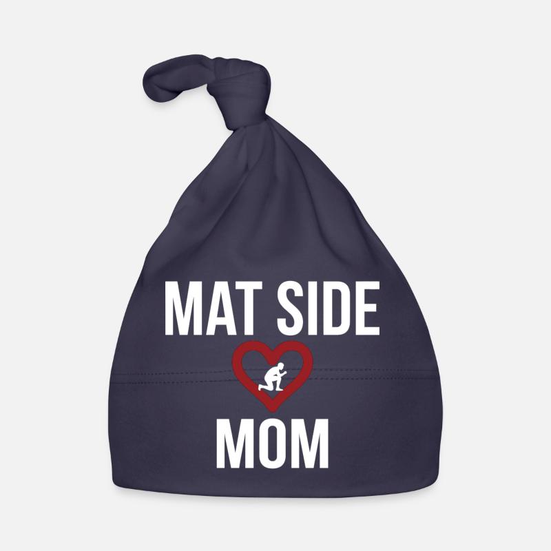 Conception du cœur de la maman côté du tapis Bonnet bio Bébé