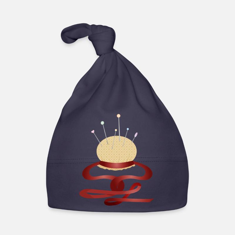 coussin d’épingle nostalgique avec épingles Bonnet bio Bébé