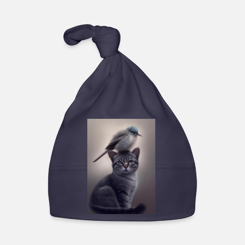 Vogel sitzt auf Katze Baby Bio-Mütze