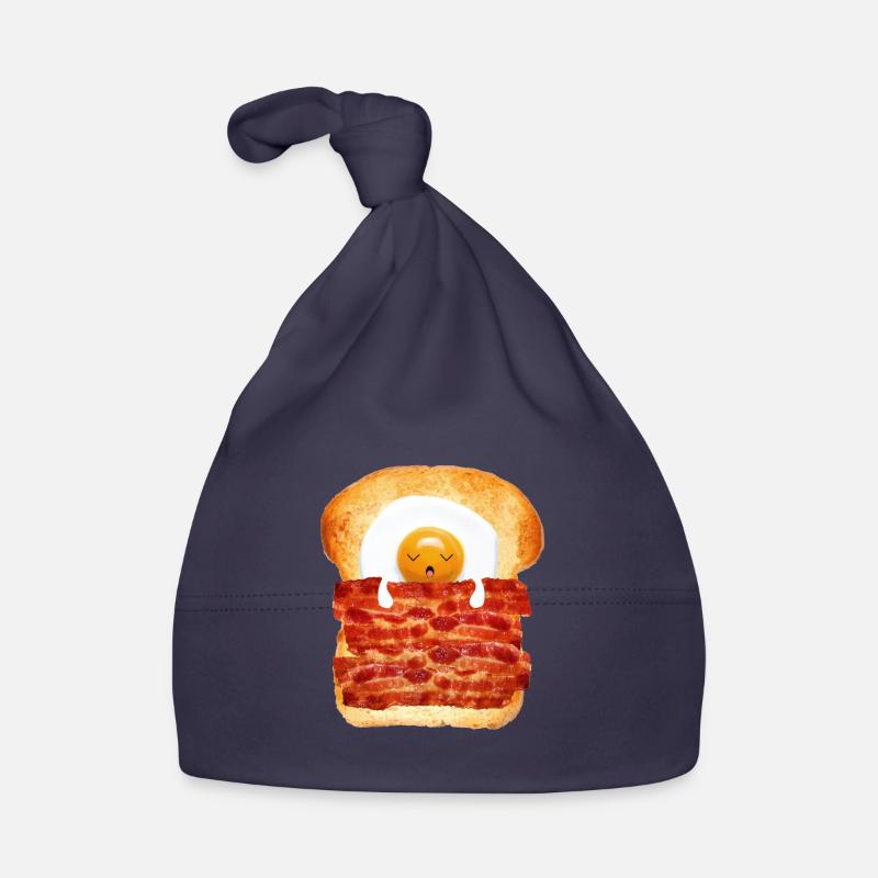 Oeuf, bacon et des toasts Bonnet bio Bébé