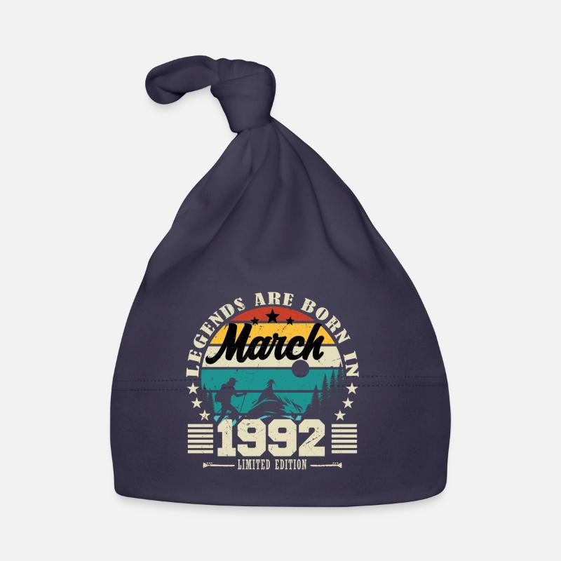 März 1982. März 1982 Geburtstagsgeschenk. Baby Bio-Mütze