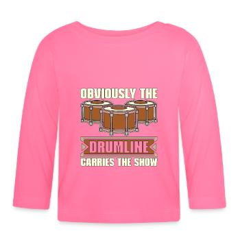 Drumline Obviously The Drumline Carries The Drums - Baby Bio-Langarmshirt - Azalea - Vorne