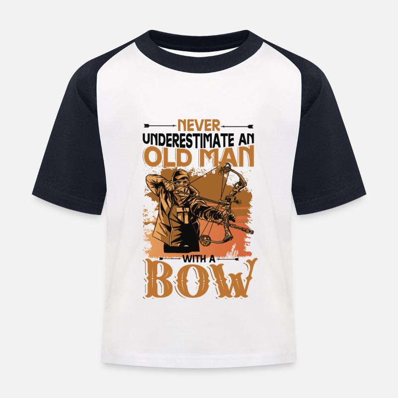 Unterschätze nie einen alten Mann, mit einem Bogen - Kinder Baseball T-Shirt - Weiß/Navy
