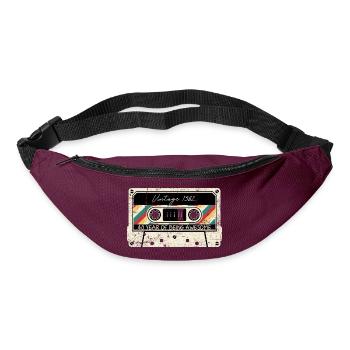 Jahrgang 1982 Kassette 40er Jahre - Gürteltasche - Burgunderrot - Vorne