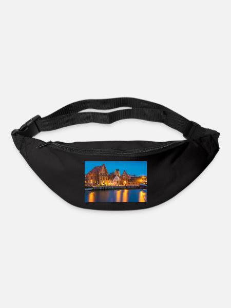 Wismar in the evening - Bum bag - black