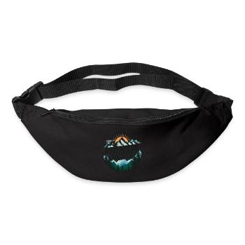 Adventure Awaits – Bergpanorama - Gürteltasche - Schwarz - Vorne