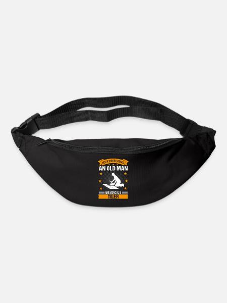 Fliesenleger Alter Mann Spruch Herren Geschenk - Gürteltasche - Schwarz