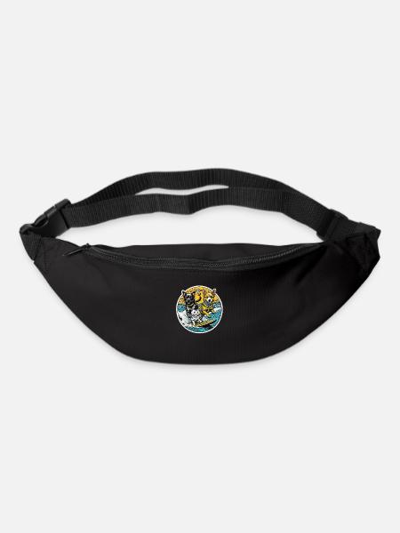 a cat and dogs surfing together: best friends - Bum bag - black