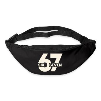 67 Six Seven – Urban Typografie - Gürteltasche - Schwarz - Vorne