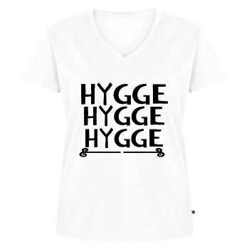 HYGGE HYGGE HYGGE - Frauen Premium Bio T-Shirt mit V-Ausschnitt - Weiß - Vorne - AI Model Female 172 dark (172cm)