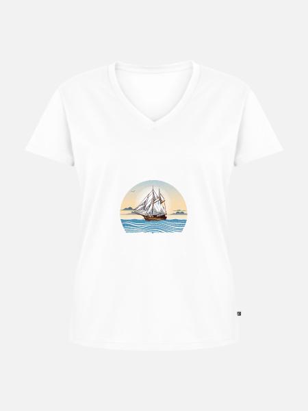 Segelschiff auf dem Meer - Frauen Premium Bio T-Shirt mit V-Ausschnitt - Weiß