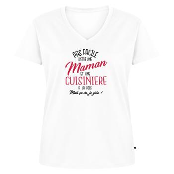 Maman et cuisinière - T-shirt encolure en V Premium bio Femme - blanc - Devant - AI Model Female 172 dark (172cm)
