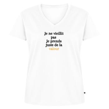 Vieillir avec humour - valeur - T-shirt encolure en V Premium bio Femme - blanc - Devant - AI Model Female 172 dark (172cm)
