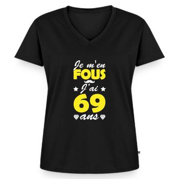 je m en fous j ai 69 ans / anniversaire 69 ans - T-shirt encolure en V Premium bio Femme - noir - Devant - AI Model Female 172 light (172cm)