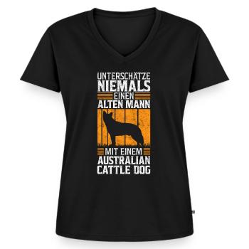 Alter Mann mit Australian Cattle Dog Spruch - Frauen Premium Bio T-Shirt mit V-Ausschnitt - Schwarz - Vorne - AI Model Female 172 light (172cm)