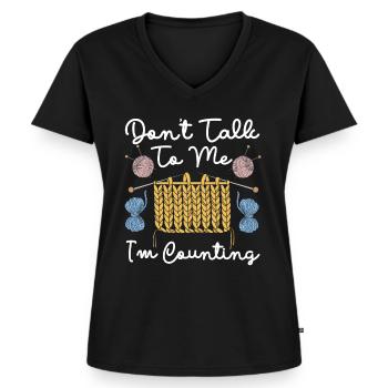 Knitting Knitter Don't Talk To Me - Frauen Premium Bio T-Shirt mit V-Ausschnitt - Schwarz - Vorne - AI Model Female 172 light (172cm)