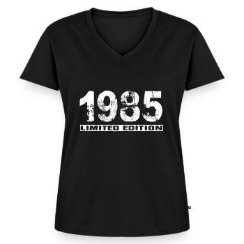 Limited Edition 1985 - Frauen Premium Bio T-Shirt mit V-Ausschnitt - Schwarz - Vorne - AI Model Female 172 light (172cm)