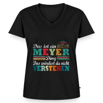 Familien Name Meyer Geschenkidee - Frauen Premium Bio T-Shirt mit V-Ausschnitt - Schwarz - Vorne - AI Model Female 172 light (172cm)