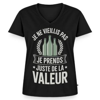 Humour anniversaire vieillir je prends de la valeu - T-shirt encolure en V Premium bio Femme - noir - Devant - AI Model Female 172 light (172cm)