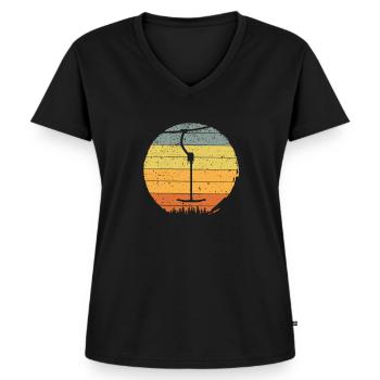 Retro Vintage Skilift Winterurlaub Wintersport - Frauen Premium Bio T-Shirt mit V-Ausschnitt - Schwarz - Vorne - AI Model Female 172 light (172cm)