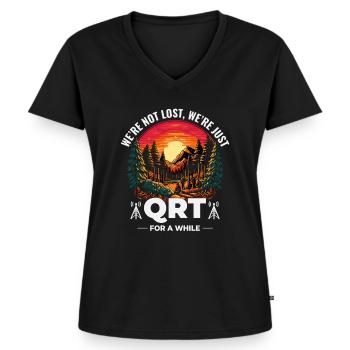 QRT in der Natur Amateurfunker Sonnenuntergang im Freien - Frauen Premium Bio T-Shirt mit V-Ausschnitt - Schwarz - Vorne - AI Model Female 172 light (172cm)