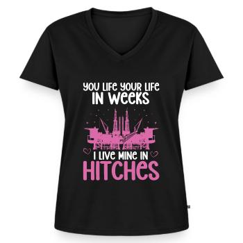 Ölfeldarbeiter Rig Roughneck Ölfeldfrau - Frauen Premium Bio T-Shirt mit V-Ausschnitt - Schwarz - Vorne - AI Model Female 172 light (172cm)