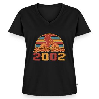 Anniversaire du cycliste Année de construction 2002 - T-shirt encolure en V Premium bio Femme - noir - Devant - AI Model Female 172 light (172cm)