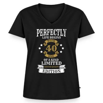 40e verjaardag vintage 40 jaar cadeau - Vrouwen Premium Bio T-shirt met V-hals - zwart - Voor - AI Model Female 172 light (172cm)
