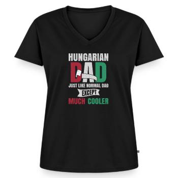 Ungarischer Vater ist viel cooler - Frauen Premium Bio T-Shirt mit V-Ausschnitt - Schwarz - Vorne - AI Model Female 172 light (172cm)