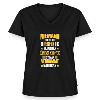 DÜLMENER WILDPFERD - Frauen Premium Bio T-Shirt mit V-Ausschnitt - Schwarz - Vorne - AI Model Female 172 light (172cm)