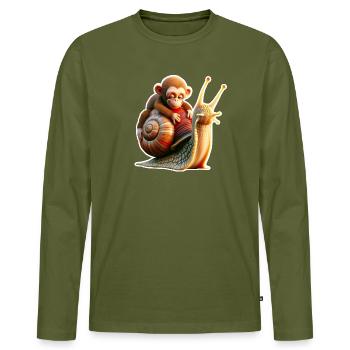 Singe sur l’escargot : amitié joueuse - T-shirt manches longues Premium bio Homme - kaki - Devant - Nico (187cm)
