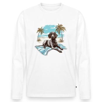 German shorthair pointer at the beach - Men's Premium Organic Long Sleeve Shirt - white - Front - Nico (187cm)