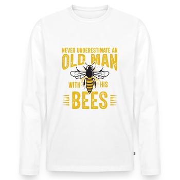 Never underestimate an old man with bees - Men's Premium Organic Long Sleeve Shirt - white - Front - Nico (187cm)