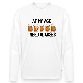 In meinem Alter brauche ich eine Brille Biergl�ser - Männer Premium Bio Langarmshirt - Weiß - Vorne - Nico (187cm)