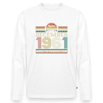 Born December 1961 61st birthday gift - Men's Premium Organic Long Sleeve Shirt - white - Front - Nico (187cm)