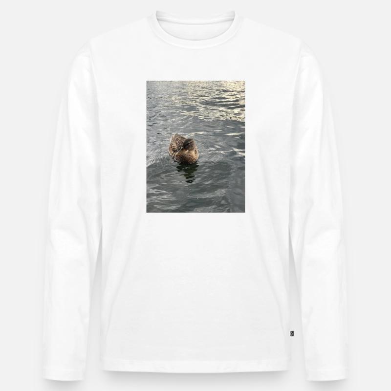 Ente auf ruhigem Wasser - Männer Premium Bio Langarmshirt - Weiß