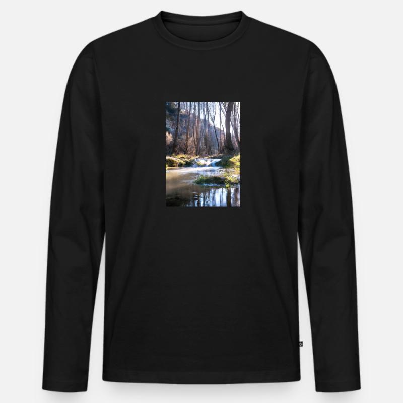 Forest River Wasserfall - Männer Premium Bio Langarmshirt - Schwarz