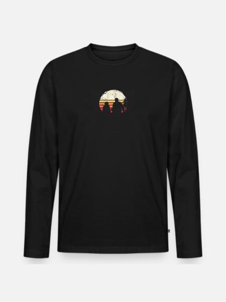 Sunset Silhouette on Beach - Men's Premium Organic Long Sleeve Shirt - black