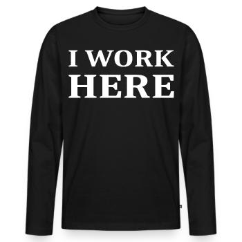 Ich Arbeite hier - Männer Premium Bio Langarmshirt - Schwarz - Vorne - Nico (187cm)