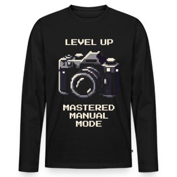 Level Up | Manual mode mastered, ISO aperture - Men's Premium Organic Long Sleeve Shirt - black - Front - Nico (187cm)