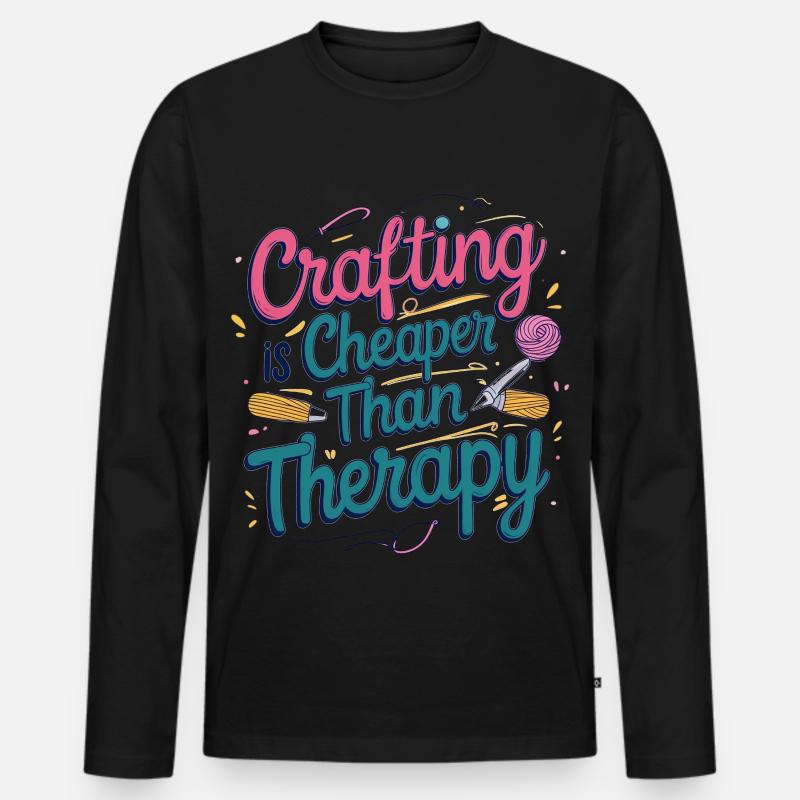 Crafting ist billiger als Therapie - Männer Premium Bio Langarmshirt - Schwarz