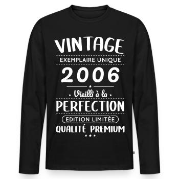 2006 – Vintage – Perfekt gereift - Männer Premium Bio Langarmshirt - Schwarz - Vorne - Nico (187cm)