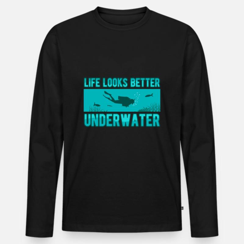 Life looks better underwater - Männer Premium Bio Langarmshirt - Schwarz