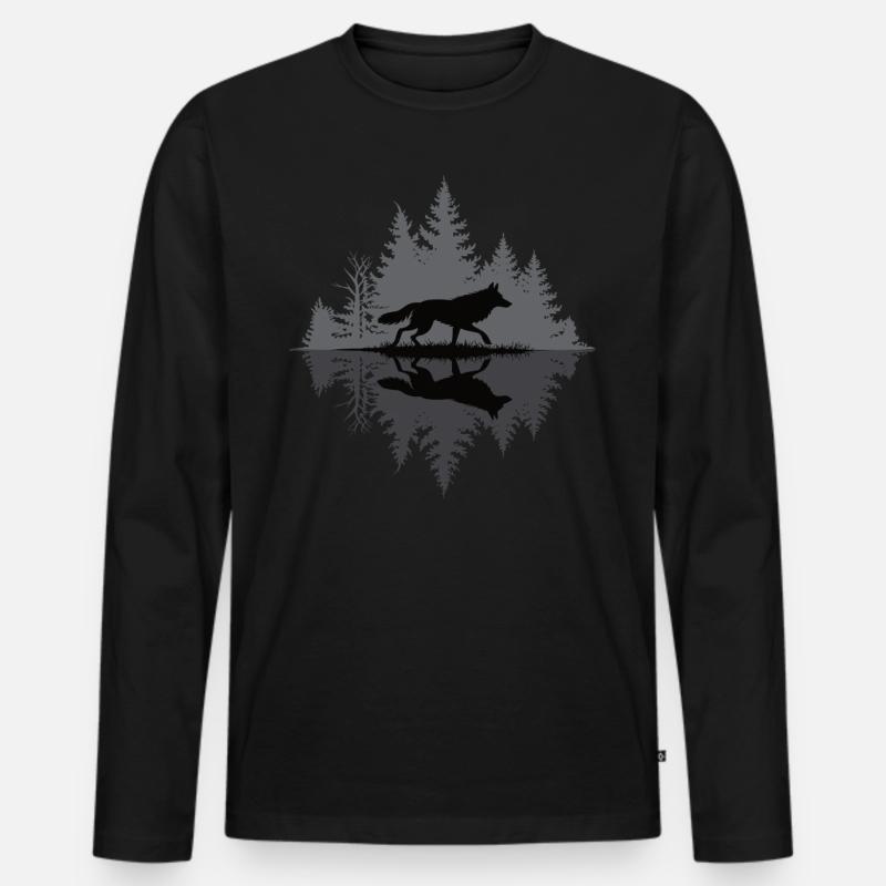 Wolf im dunklen Wald - Männer Premium Bio Langarmshirt - Schwarz