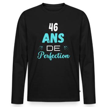 âge de la perfection cadeau humoristique 46 ans - Men's Premium Organic Long Sleeve Shirt - black - Front - Nico (187cm)