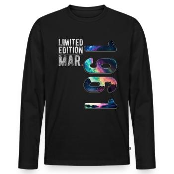 Limited Edition 1961 März Geburtstag Nordlichter - Männer Premium Bio Langarmshirt - Schwarz - Vorne - Nico (187cm)