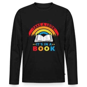 Rainbow Reader Tee – Take a Look, It's in a Book - Männer Premium Bio Langarmshirt - Schwarz - Vorne - Nico (187cm)