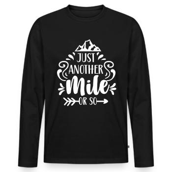 Seulement un mile ou plus randonnée un demi-mile - T-shirt manches longues Premium bio Homme - noir - Devant - Nico (187cm)