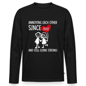 Beziehung Ehe Jubiläum - sich necken seit 2002 - Männer Premium Bio Langarmshirt - Schwarz - Vorne - Nico (187cm)